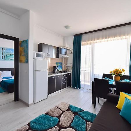 Apartment Summerland Mamaia Extérieur photo
